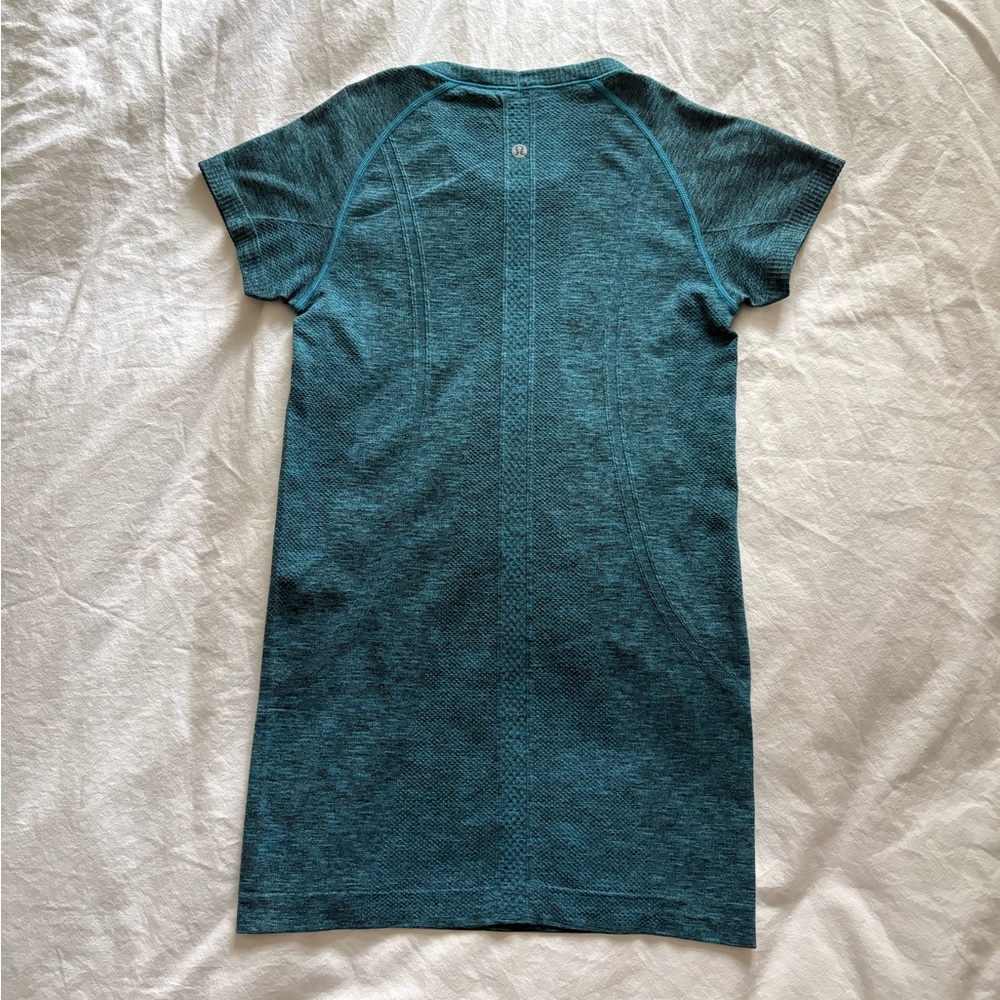 lululemon Teal Short Sleeve Top